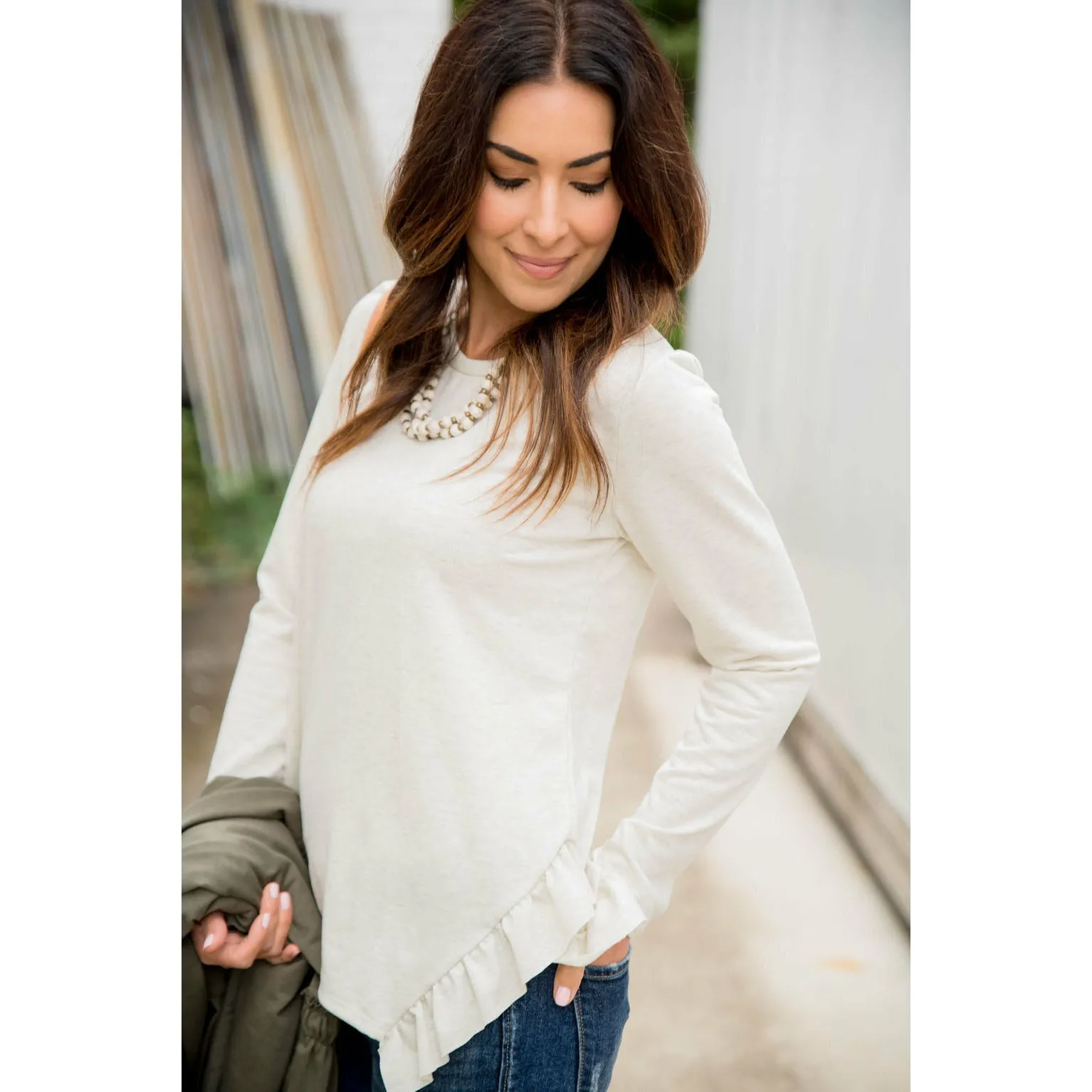 Ruffle V Slit Sweatshirt