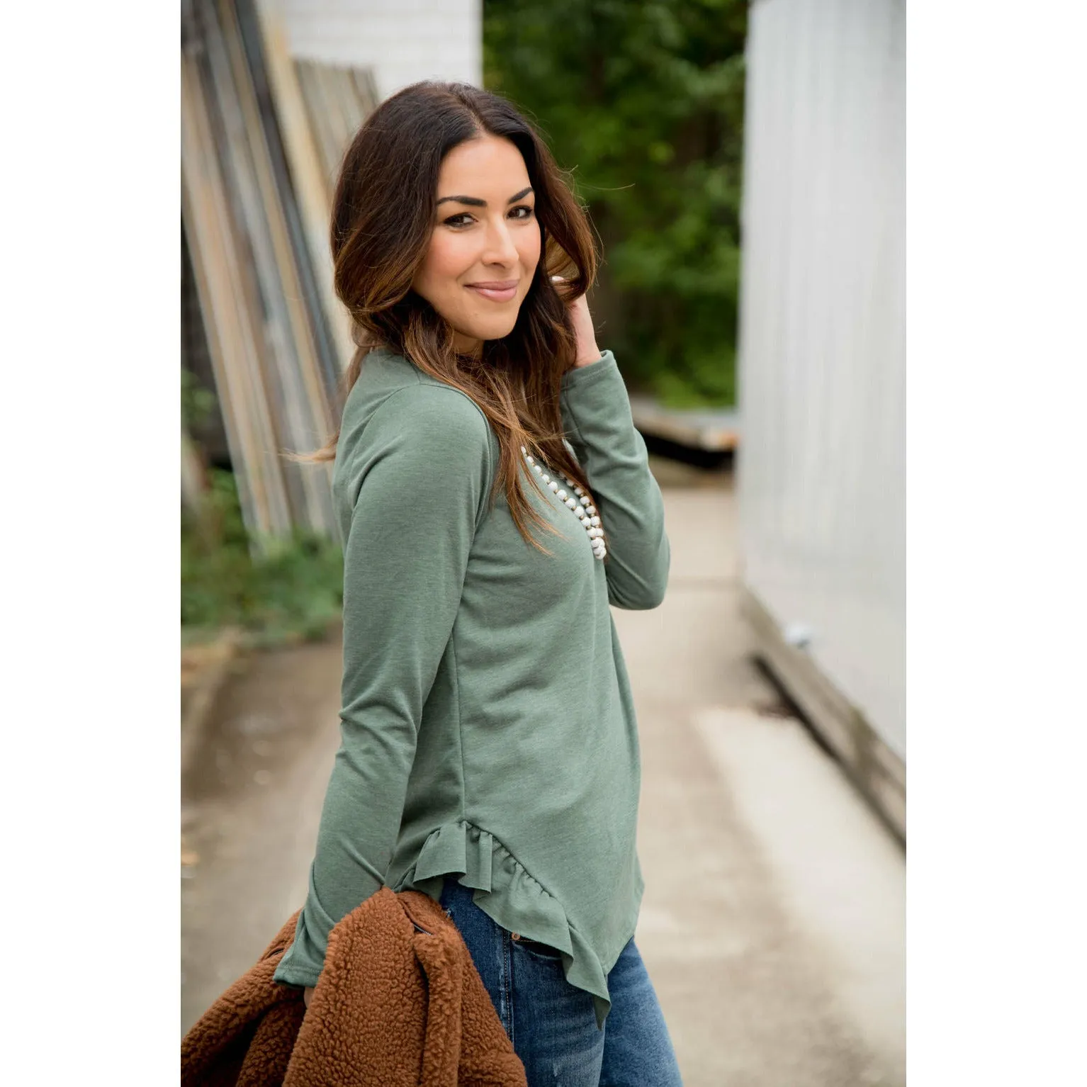 Ruffle V Slit Sweatshirt