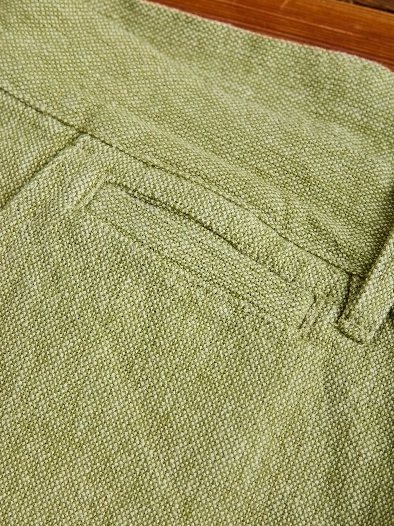 Rustic Plainweave Flat Front Chino in Olive